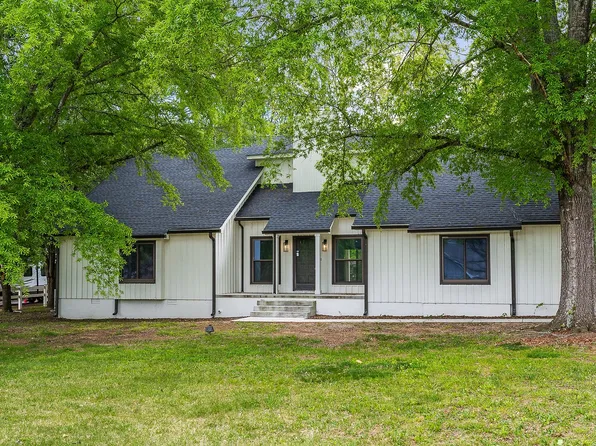 308 Hickory Blvd, McMinnville, TN 37110