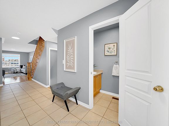 2nd image of 13 Summitridge Ct