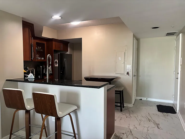 401 SW 4th Ave #700 — Photo 5