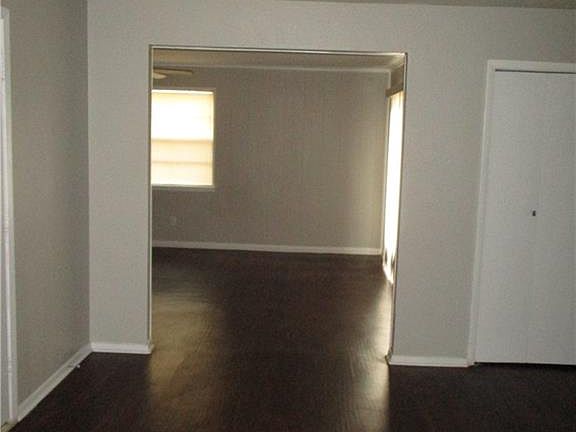 5th image of 451 Glencairn Dr