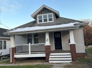 608 Saint Clair Ave, Belleville, IL