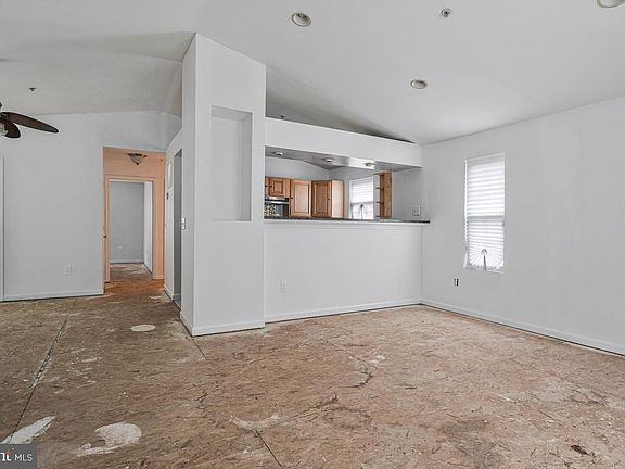 2nd image of 522 49th St NE