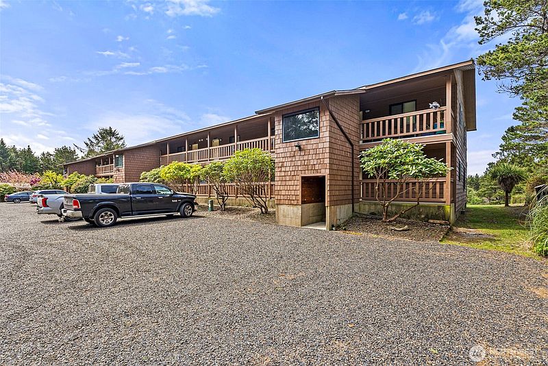 2nd image of 2855 S Forrest Street #203
