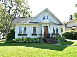 141 Northumberland Rd, Rochester, NY 14618