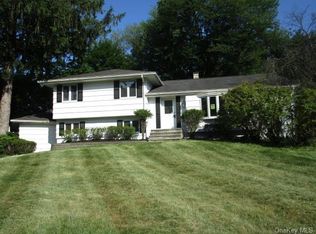 11 Mark Ln, New City, NY 10956