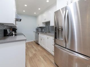 801 E 1st St UNIT 16, Long Beach, CA 90802