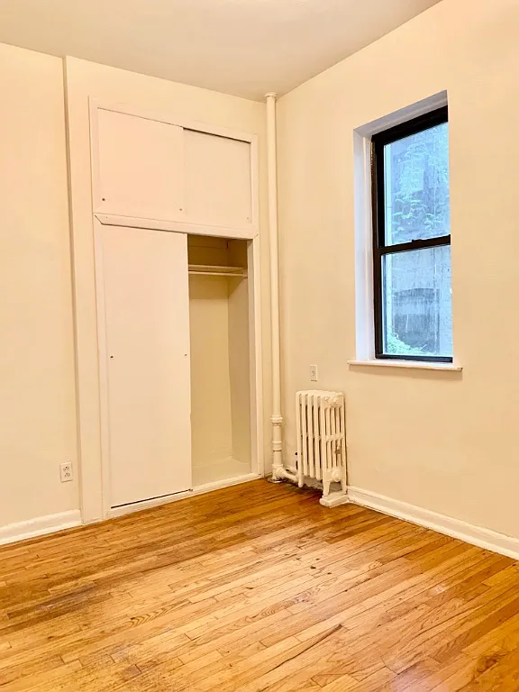 Building Photo - 21 E 108th St #2D