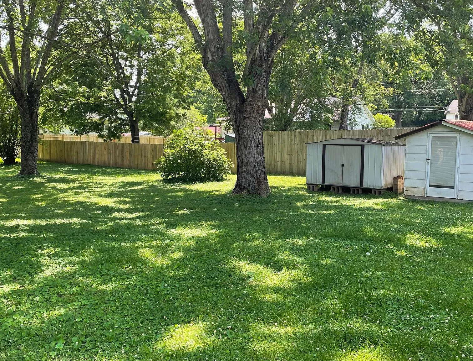 2 bed, 1012 sqft, $1,350 — Photo 4