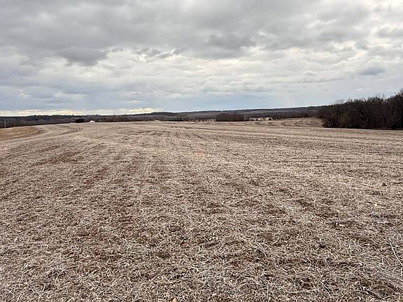 3rd image of 600 Road