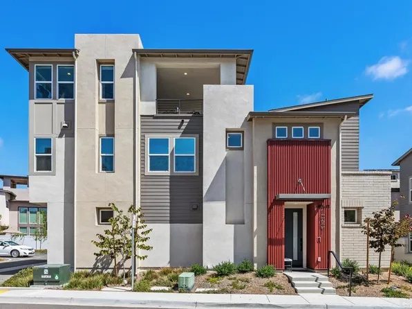 10601 Senua Ct, San Diego, CA 92126