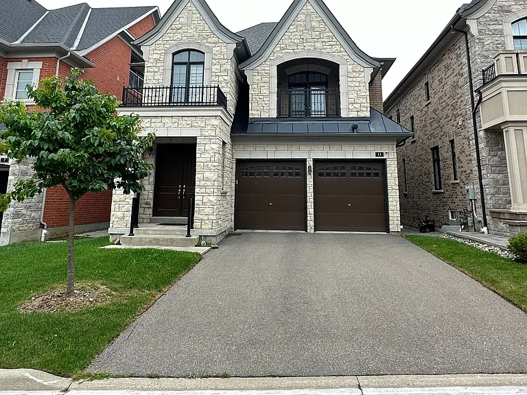 11 Yates Ave — Photo 1