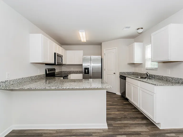 208 Saddle Brooke Trce — Photo 4