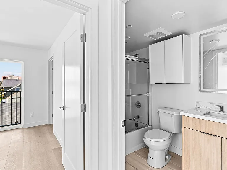 1259 Lincoln Ave — Photo 8