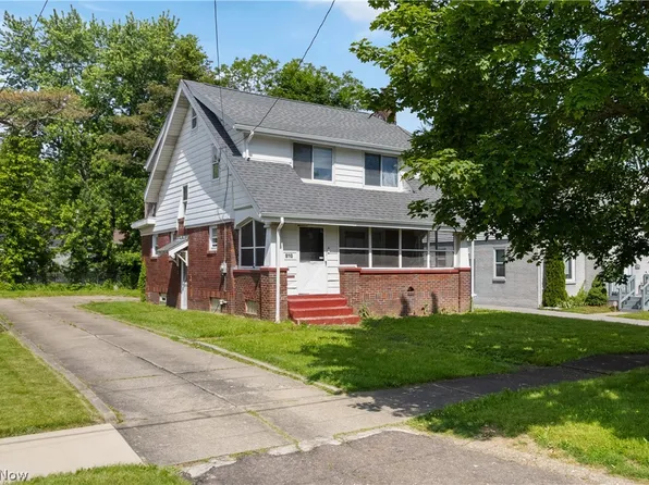 890 Winton Ave, Akron, OH 44320