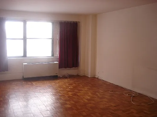 Rented by Stonehenge NYC LLC | media 7