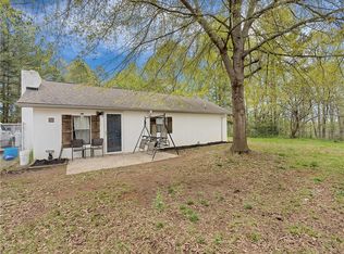 348 E Reedy Fork Rd, Seneca, SC 29678