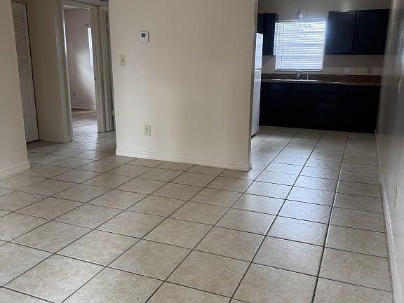 2nd image of 304 Delespine Ave APT 1