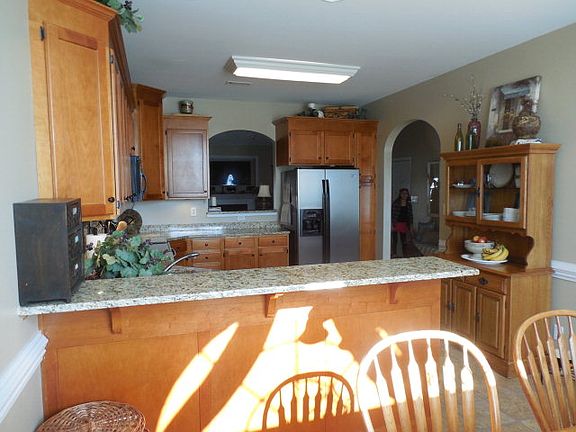 5th image of 397 Bramblewood Dr
