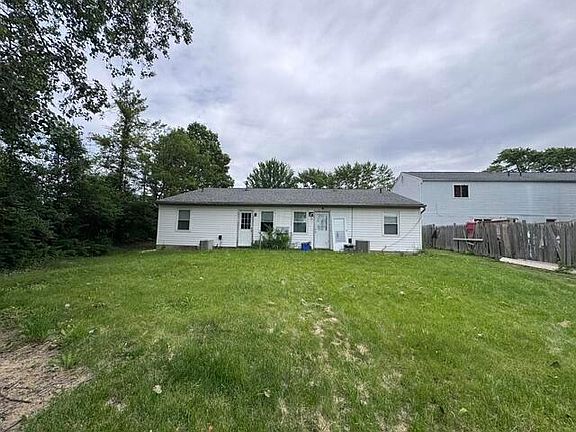 2nd image of 947-949 Westhaven St