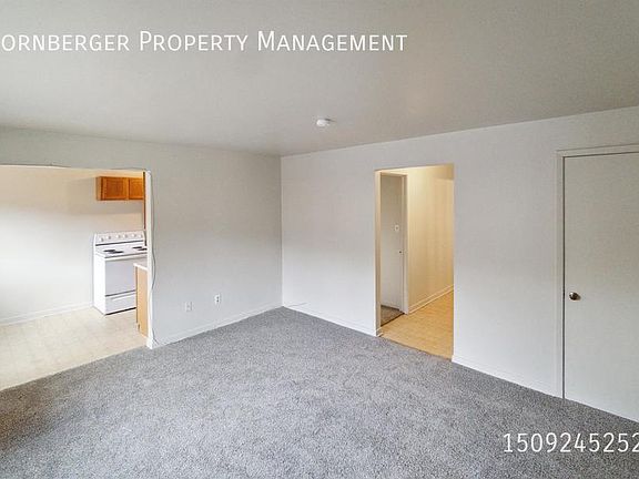 3rd image of 724 W Maxwell Ave #724