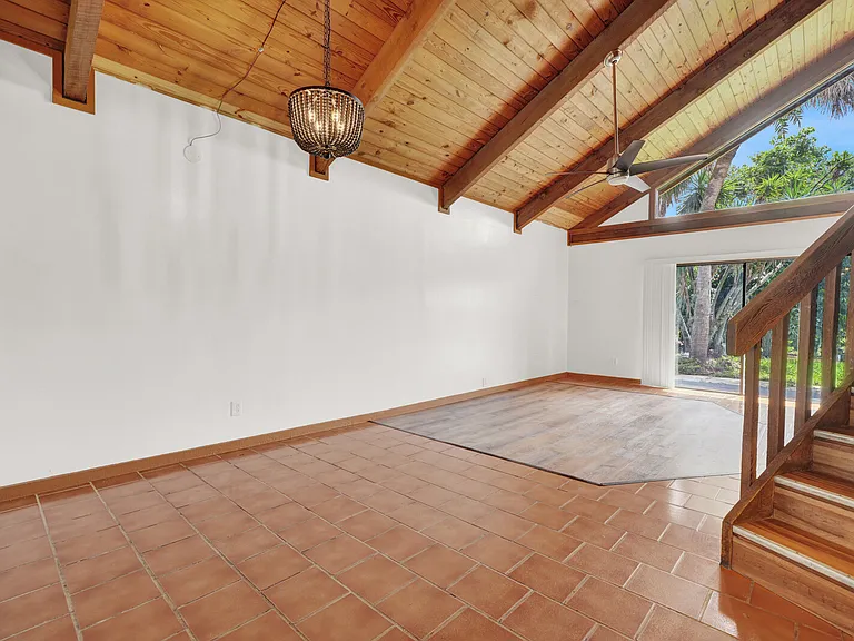 100 Sparrow Dr #13-1 — Photo 12
