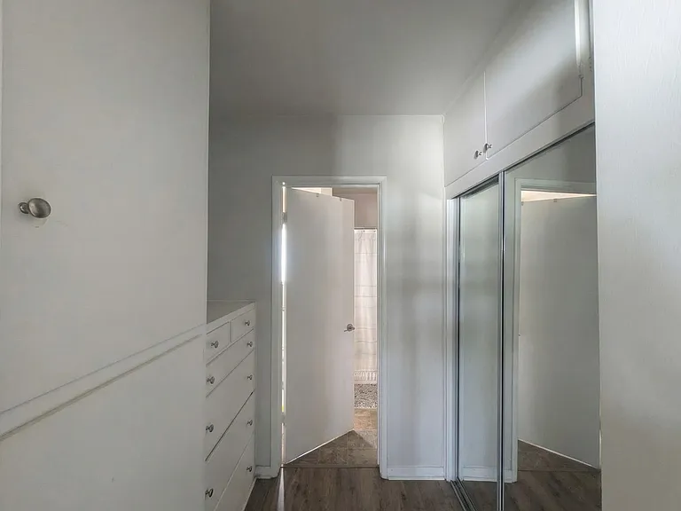 11936 Burbank Blvd — Photo 26