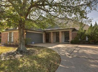 2430 Arrowsmith Ct, Pearland, TX 77584
