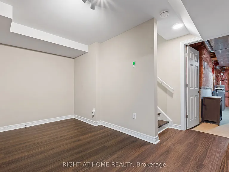 1811 Creek Way — Photo 22