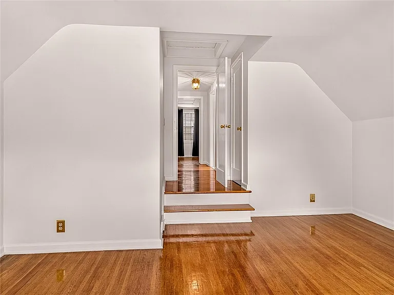 82 Clovercrest Dr — Photo 24