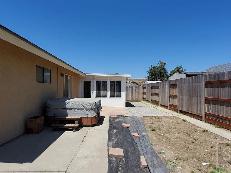 1638 N Suey Rd — Photo 35