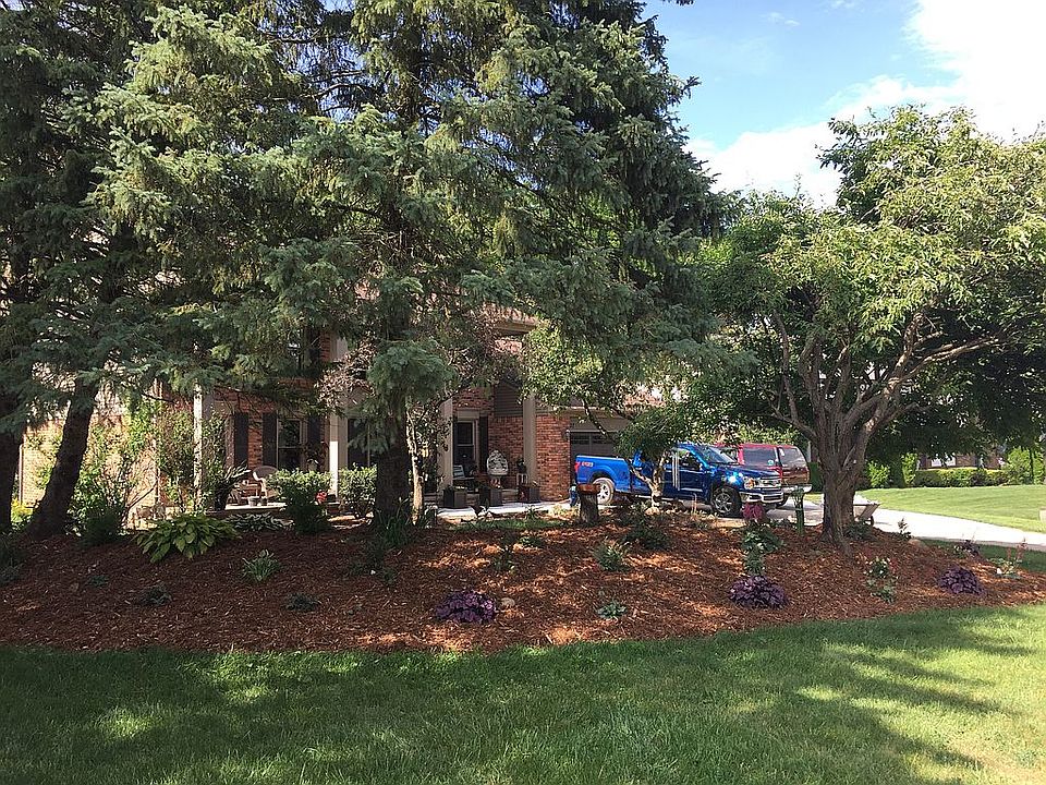 1st image of 37 Waterview Dr