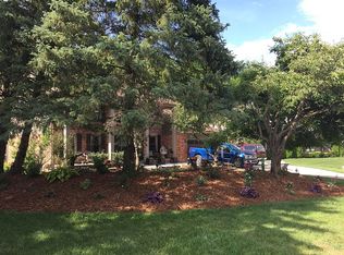 37 Waterview Dr, Lake Orion, MI 48362