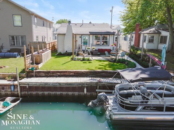 149 Kenyon Rd, Algonac, MI 48001