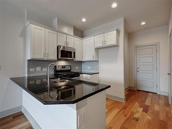 3rd image of 2101 Town Centre Dr #1704