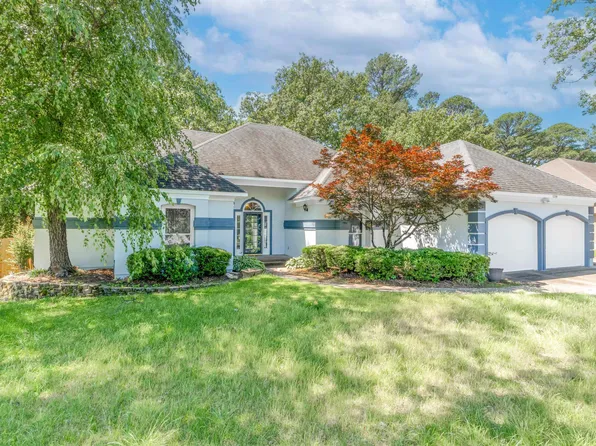 13701 Pleasant Forest Dr, Little Rock, AR 72212