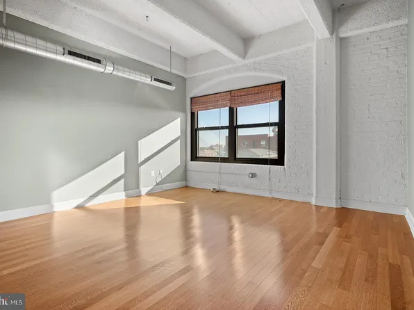 1100 S Broad St #404c & 212p, Philadelphia, PA 19146