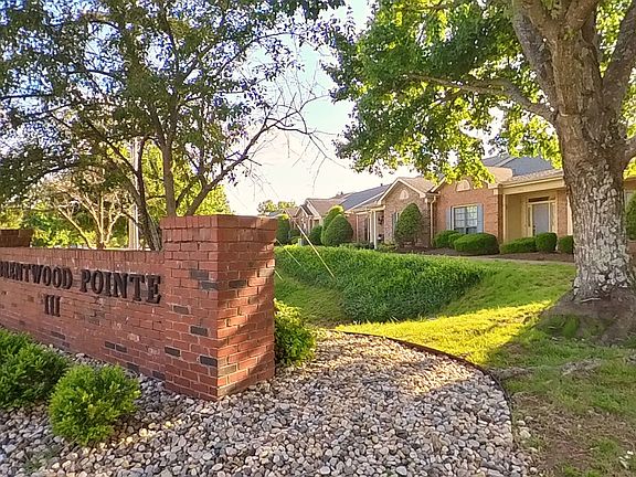2nd image of 1547 Brentwood Pointe