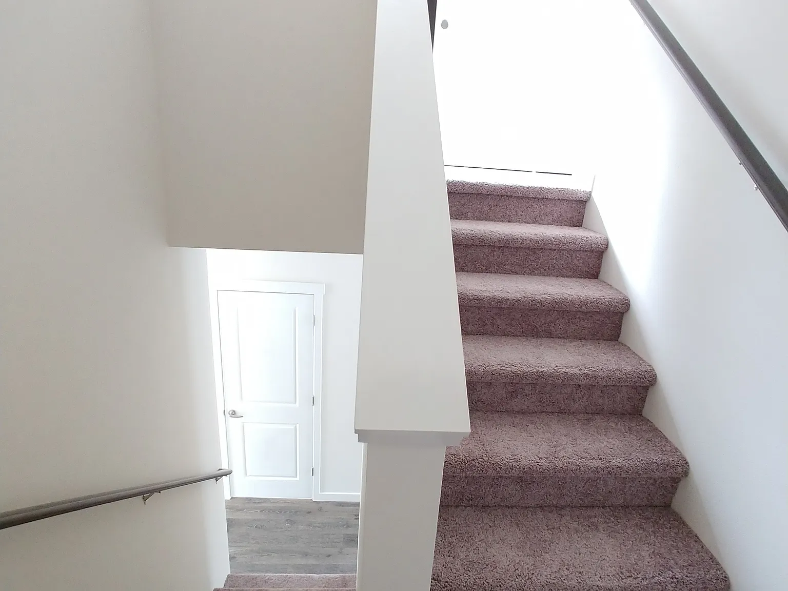 3 bed, 2.5 bath, 1800 sqft, $2,980 — Photo 3