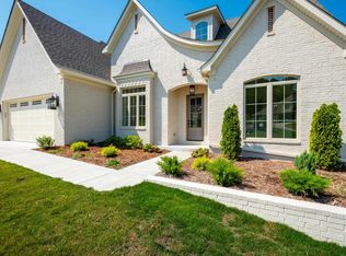 23 Falstone Dr, Little Rock, AR 72223