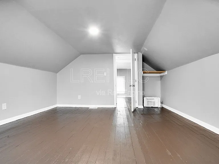 3932 Rankin St — Photo 12
