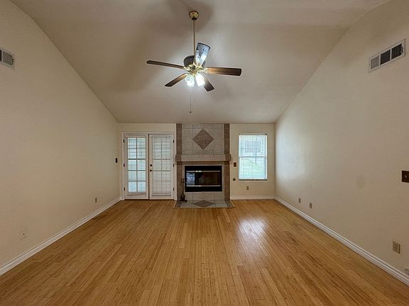 2nd image of 5917 Dorset Dr