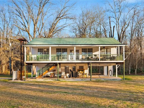376 Sac A Lait Rd, Jonesville, LA 71343