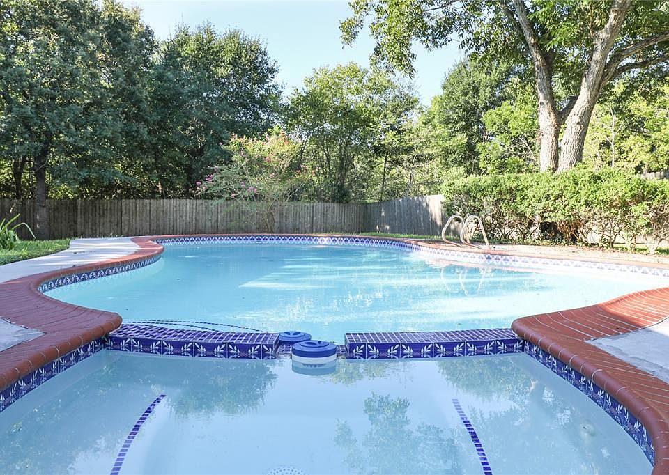 1st image of 5155 Shady Oaks Ln