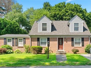 11 Greenlake Dr, Smithfield, RI 02828