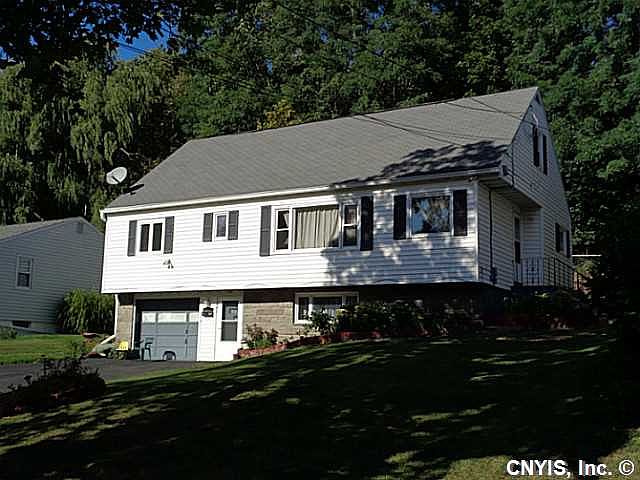 1st image of 131 Hancock Dr