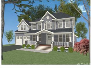 34 Tulsa Ave, Metuchen, NJ 08840