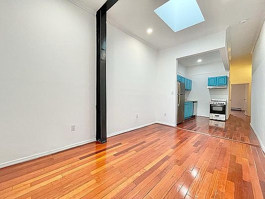 3rd image of 303 Throop Ave APT 3L