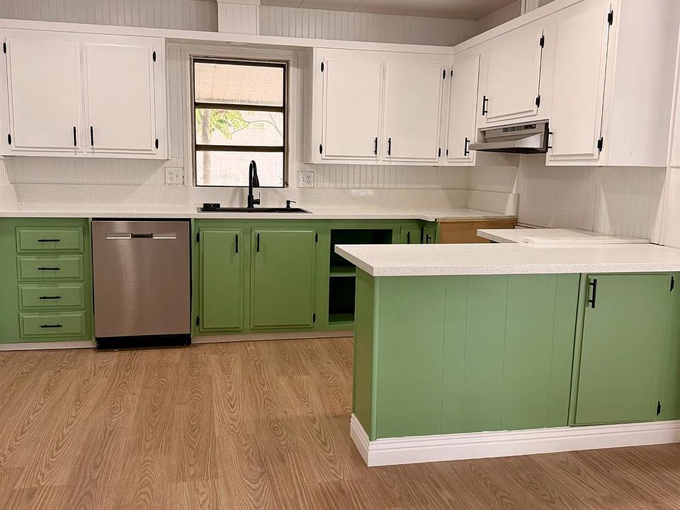 1st image of 177 Kings Ln