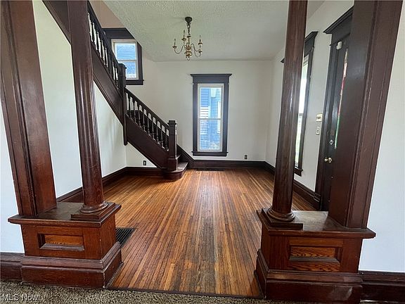 5th image of 950 McIntire Ave