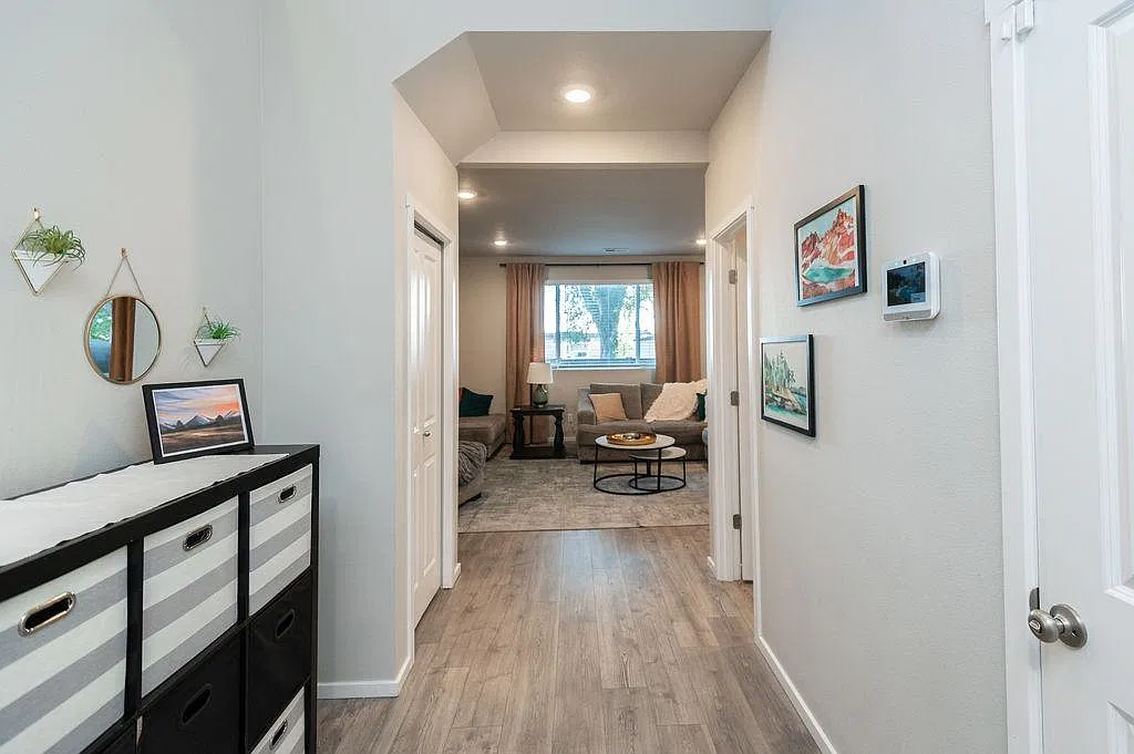 61408 SE Colima St — Photo 3